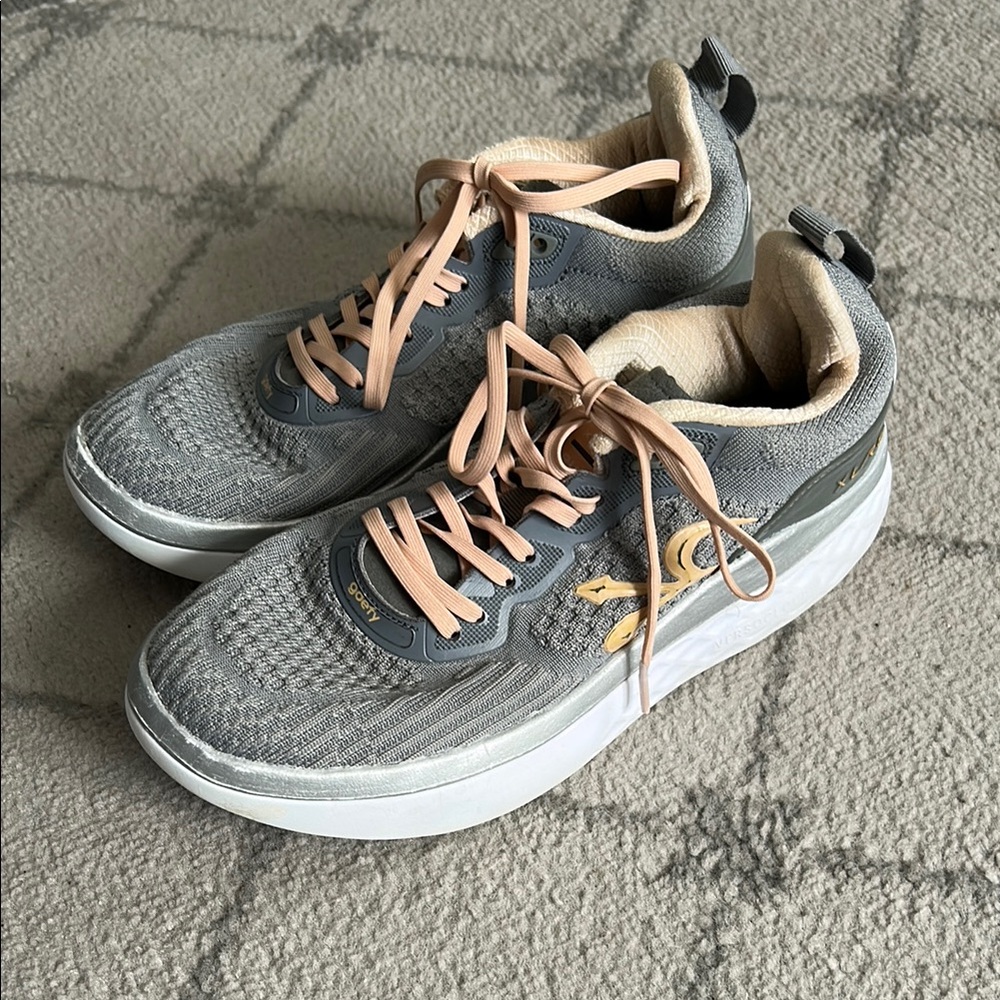 Women's Gravity Defyer  Athletic Shoes